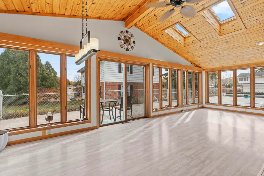 2808 N Park Dr, Wauwatosa, WI 53222 - Image #3