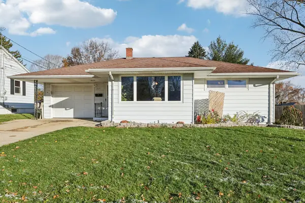 417 N 3rd St, Fort Atkinson, WI 53538
