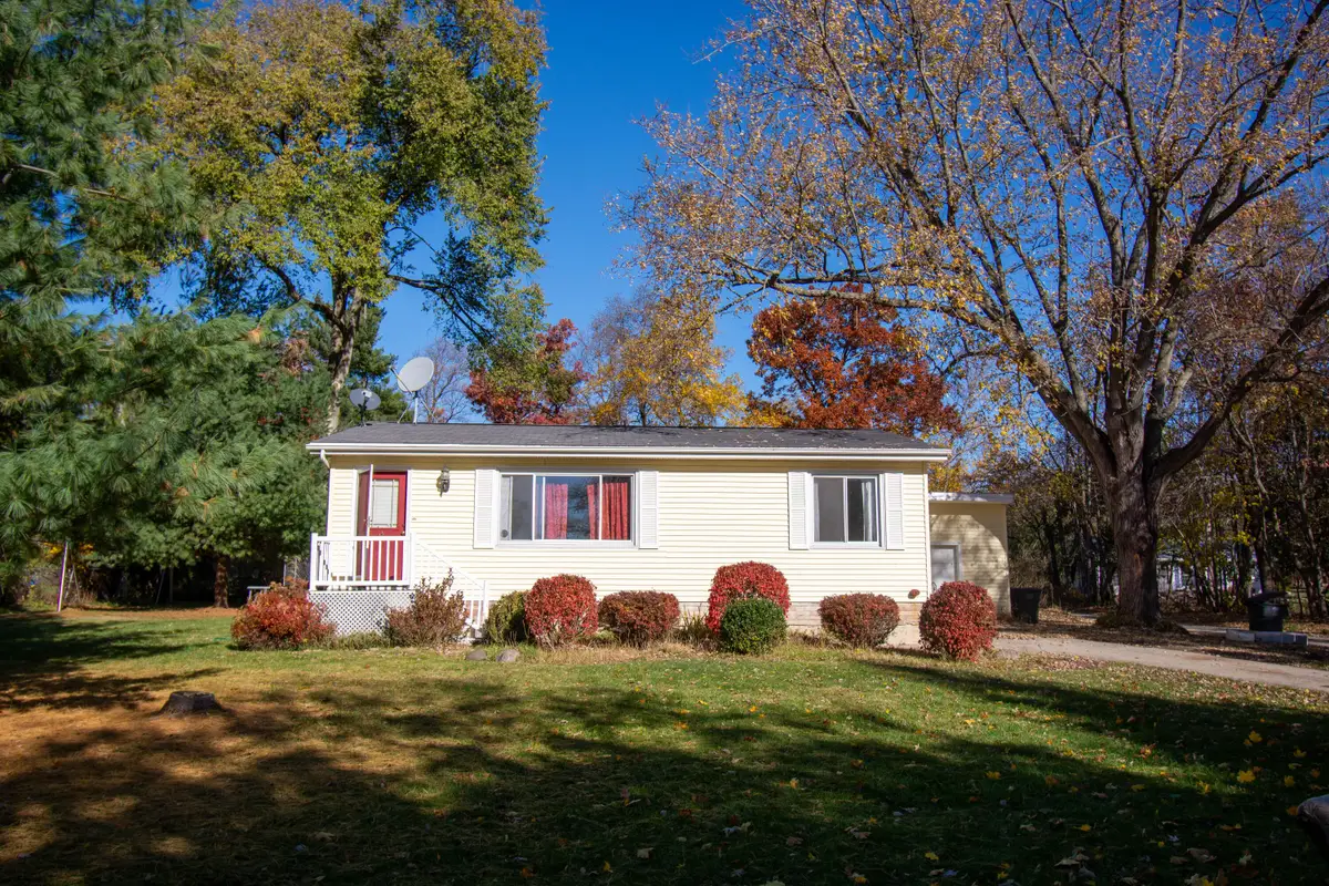 W3796 Lakeview Dr, Como, WI 53147 - Image #1