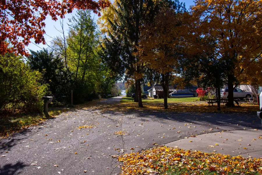 W3796 Lakeview Dr, Como, WI 53147 - Image #2