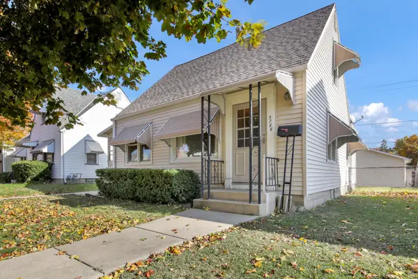 3786 S 20th Pl, Milwaukee, WI 53221