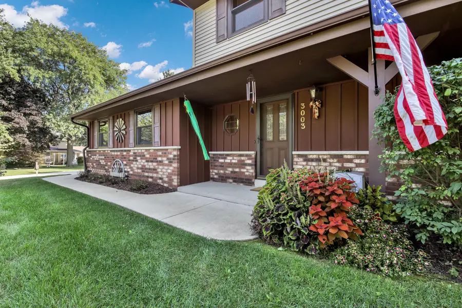 3003 W Grange Ave, Greenfield, WI 53221 - Image #3