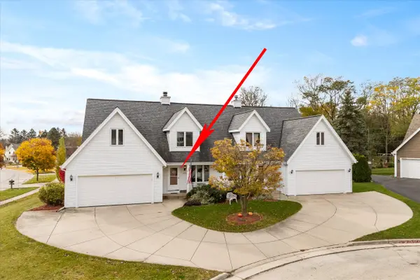 N18W6845 Partridge Ct, Cedarburg, WI 53012