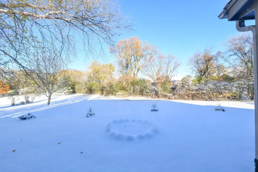 5700 Woodland Hills Dr, Mount Pleasant, WI 53406 - Image #2