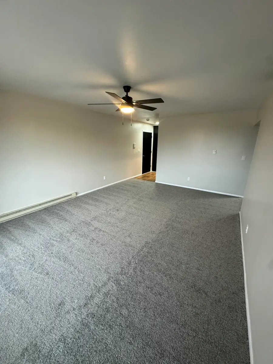 7921 S 68th St, Franklin, WI 53132 - Image #2