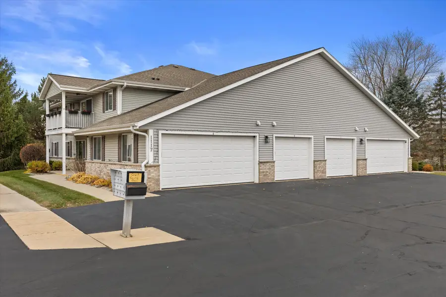 1117 Schmidt Rd, West Bend, WI 53090 - Image #2