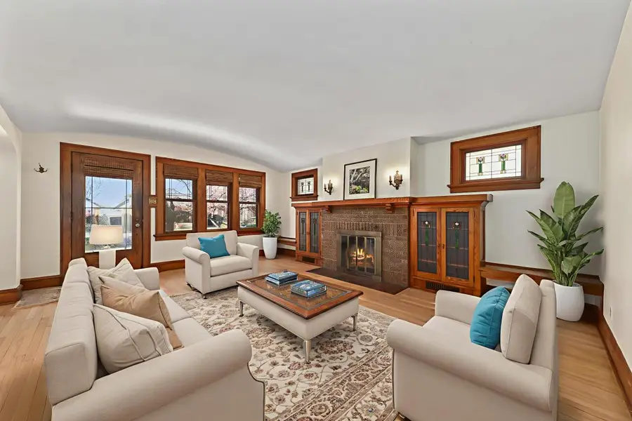 2510 N 66th St, Wauwatosa, WI 53213 - Image #3