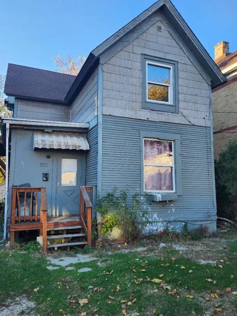 228 Howland Ave, Racine, WI 53404 - Image #1