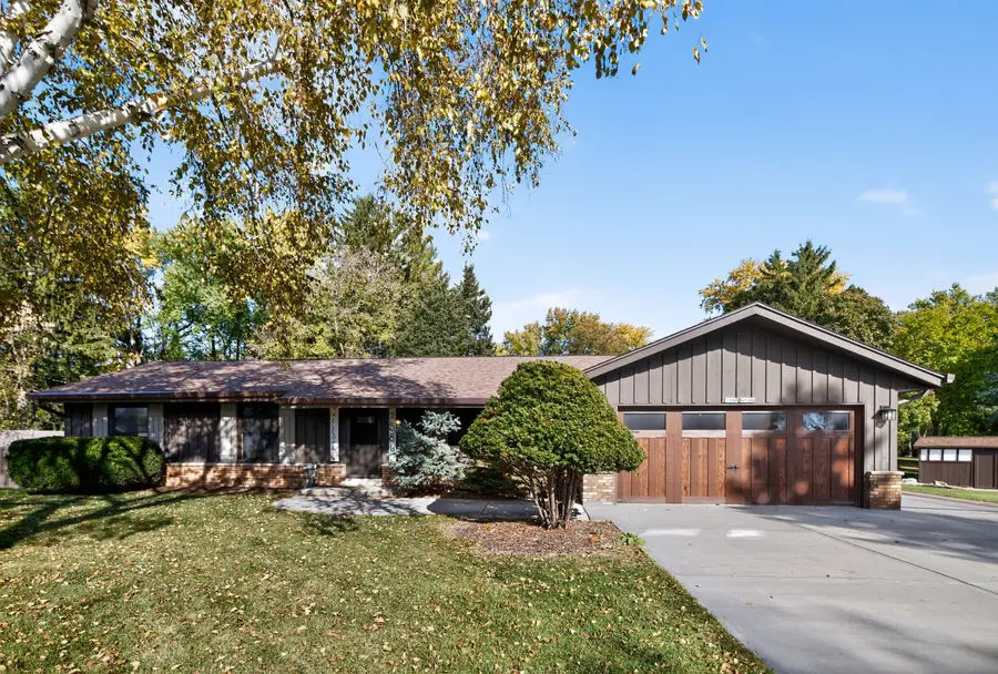 W150S7586 Dorothy Dr, Muskego, WI 53150 - Image #2