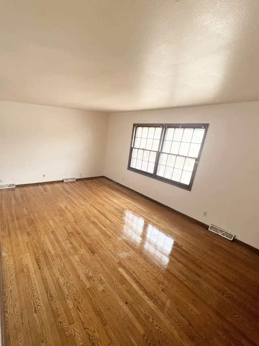 5815 N 76th St, Milwaukee, WI 53218 - Image #3