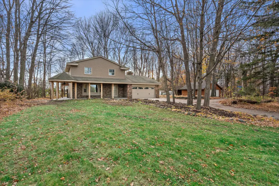 11693 Sherman Rd, Cedarburg, WI 53012 - Image #3