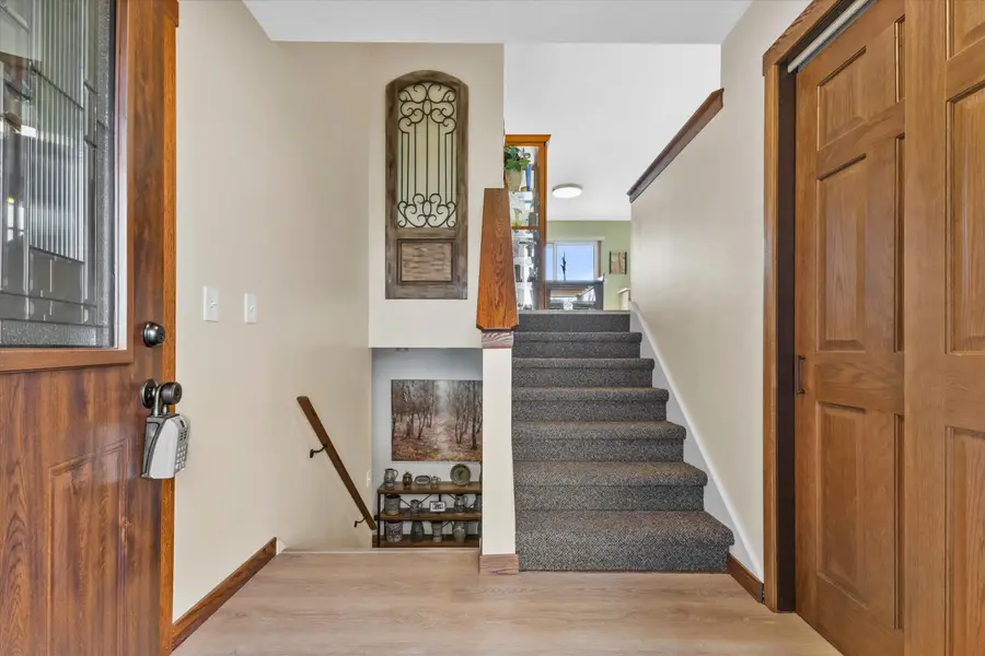 613 Foxtail Dr, Hartford, WI 53027 - Image #2