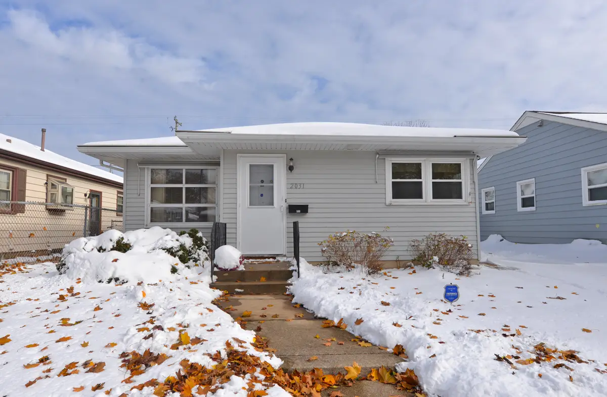2031 Wustum Ave, Racine, WI 53404 - Image #1