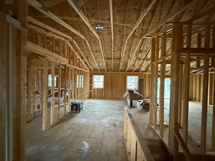 1818 Arches Dr, Holmen, WI 54636 - Image #2