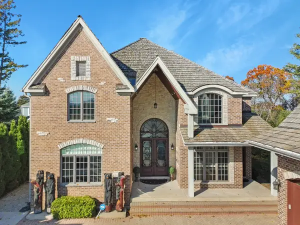 2611 E Lake Shore Dr, Twin Lakes, WI 53181