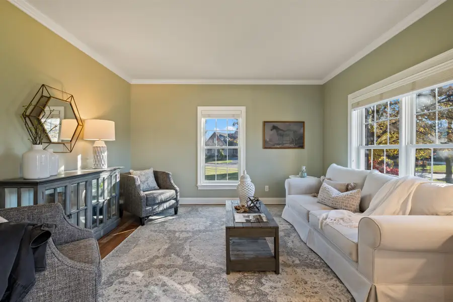 394 Sunshine Dr, Hartland, WI 53029 - Image #3