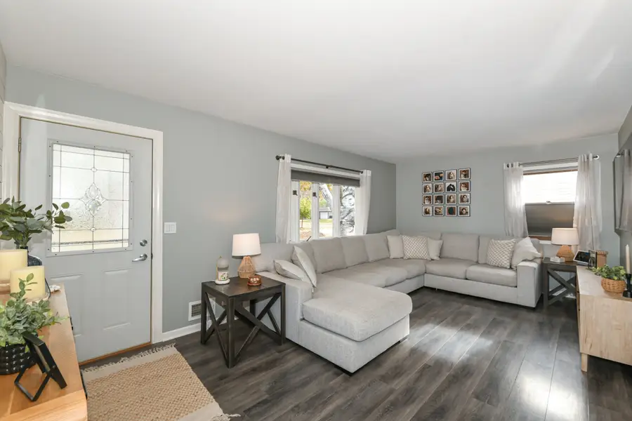 2957 S 103rd St, West Allis, WI 53227 - Image #3