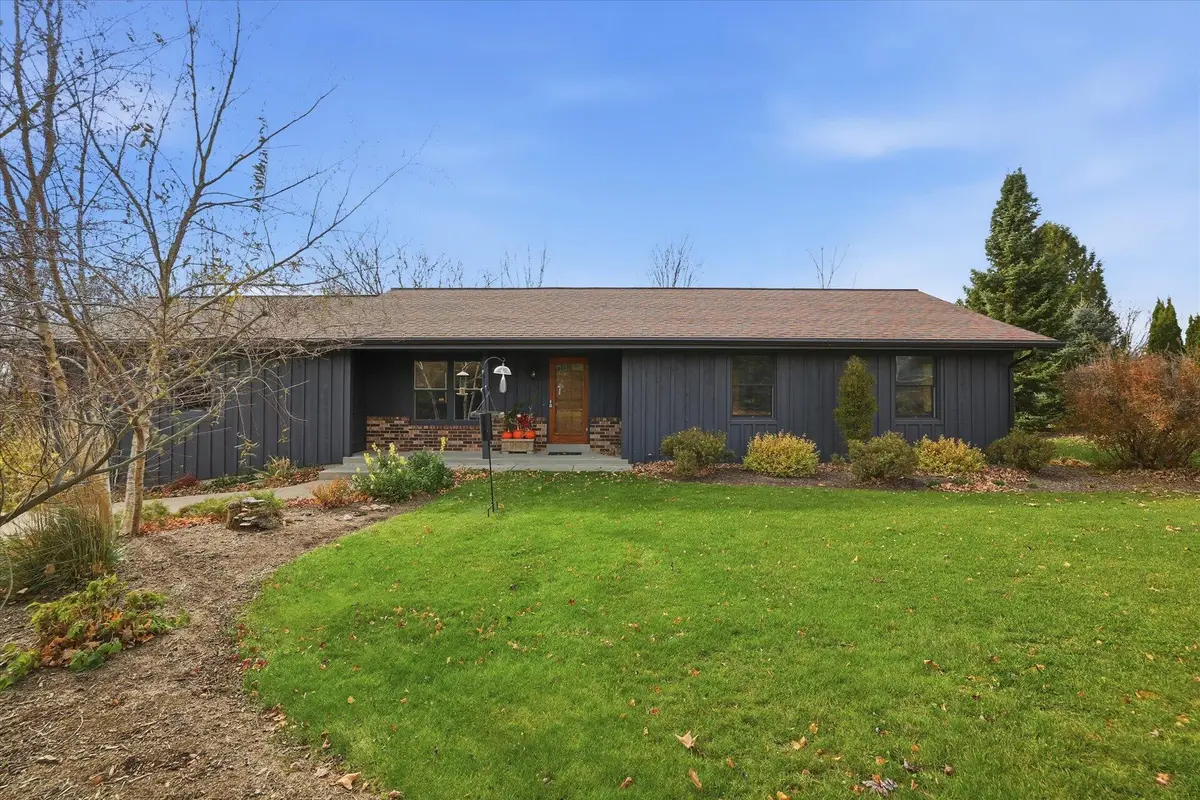 3053 Bogey Ln, Polk, WI 53086 - Image #1