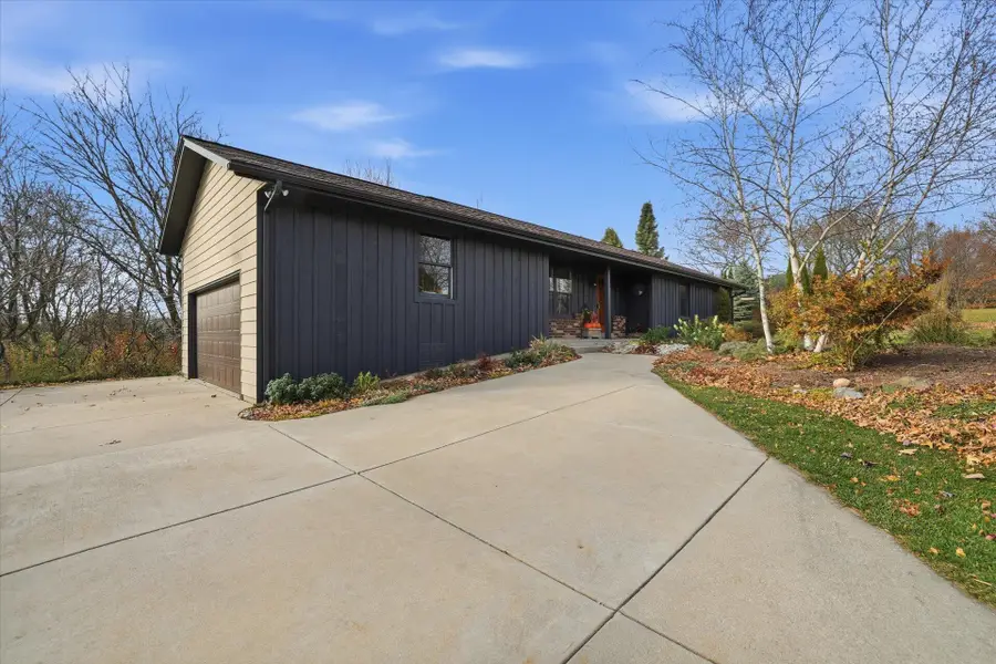 3053 Bogey Ln, Polk, WI 53086 - Image #2