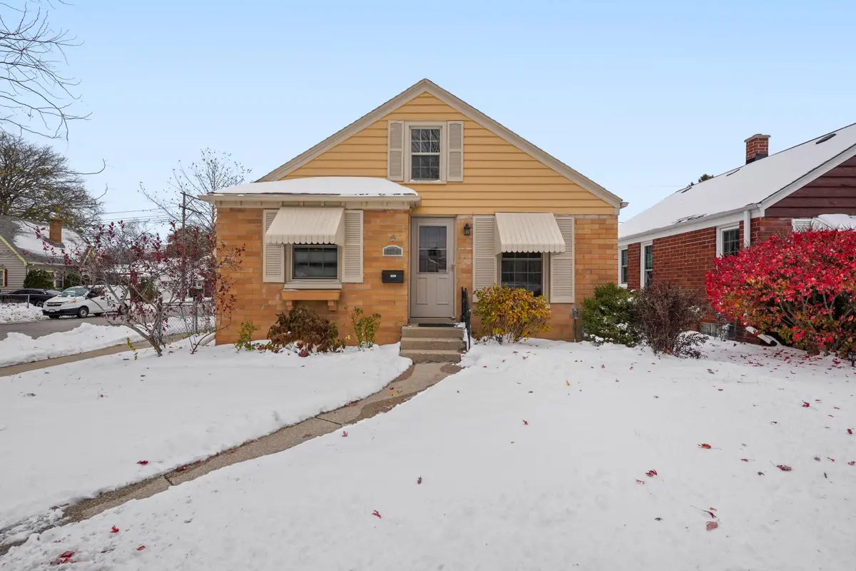 2225 Green St, Racine, WI 53402 - Image #1