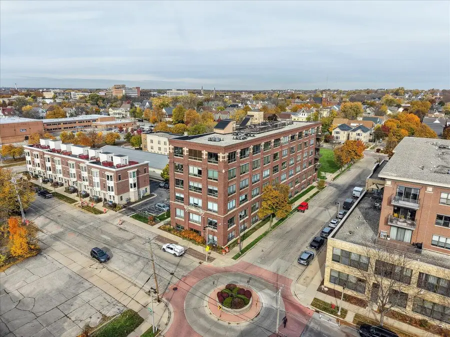 234 E Reservoir Ave, Milwaukee, WI 53212 - Image #2