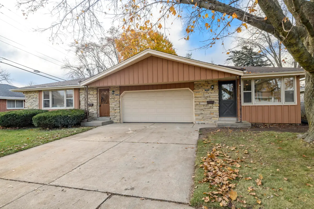 1522 Pewaukee Rd, Waukesha, WI 53188 - Image #1