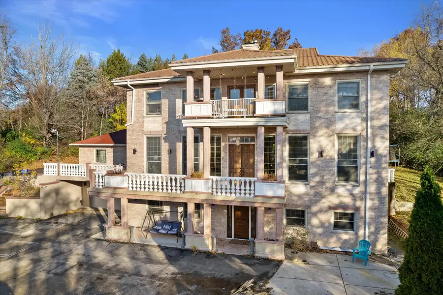 N44W25902 Lindsay Rd, Pewaukee, WI 53072 - Image #2