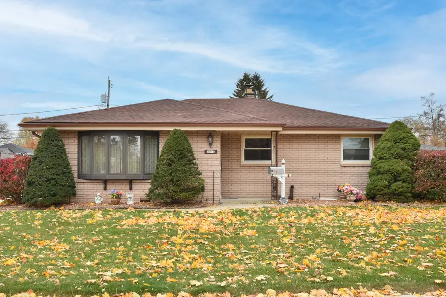 1513 Manitowoc Ave, South Milwaukee, WI 53172 - Image #2