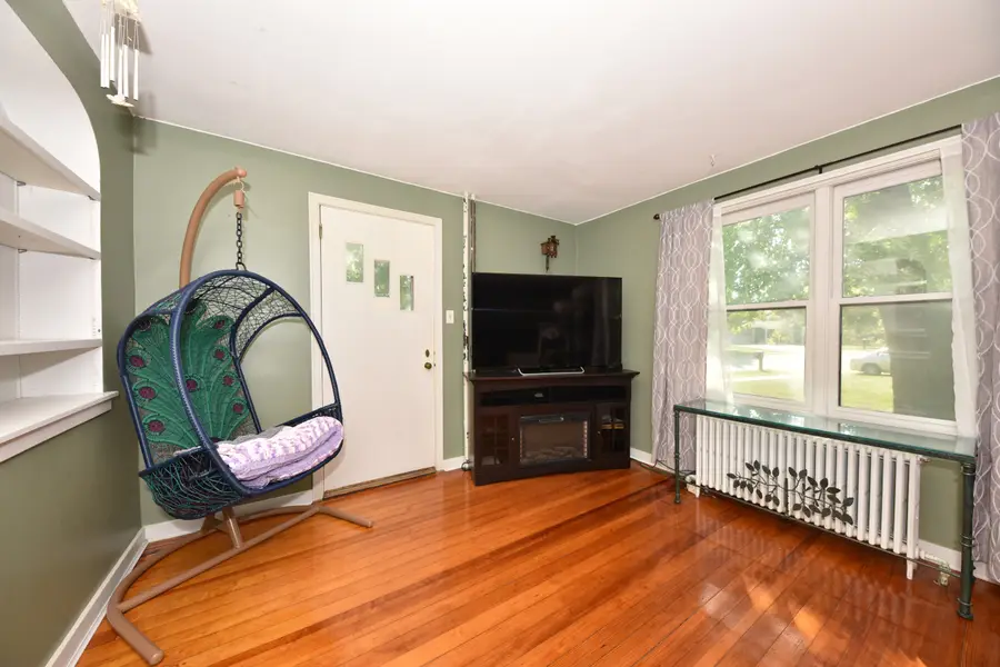 825 Wisconsin St, Adell, WI 53001 - Image #2