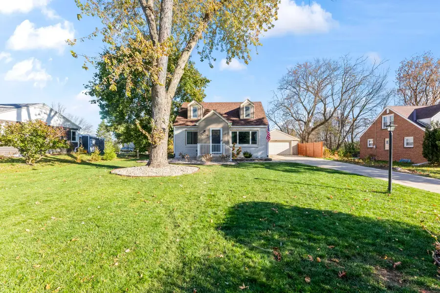 1270 Alfred St, Brookfield, WI 53005 - Image #3