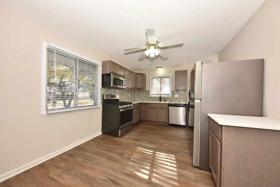 8271 N 106th St, Milwaukee, WI 53224 - Image #3