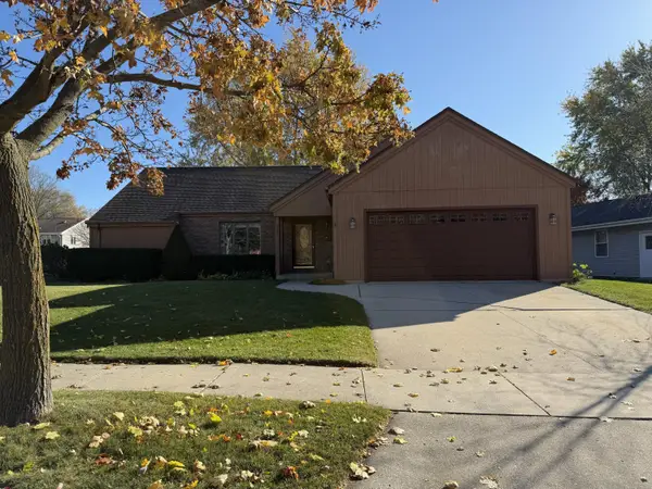 1522 N Francis St, Port Washington, WI 53074