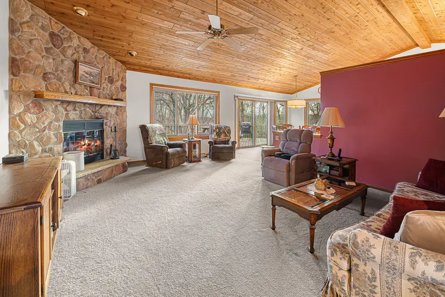 W9109 Brazelton Dr, Scott, WI 53040 - Image #3