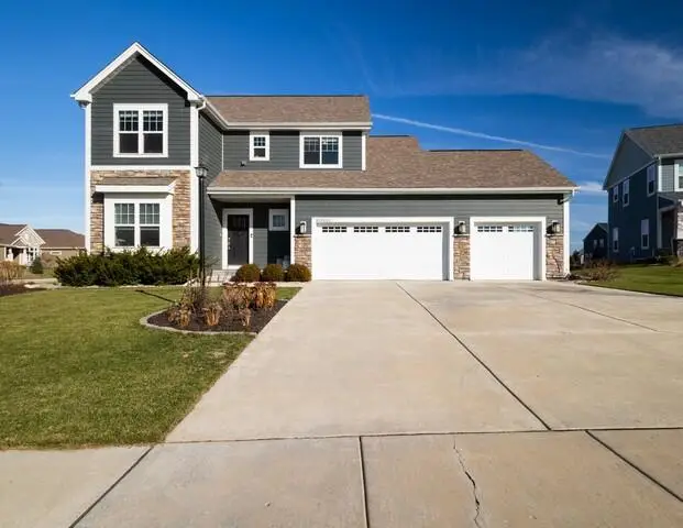 W198N5020 Hickory St, Menomonee Falls, WI 53051 - Image #1