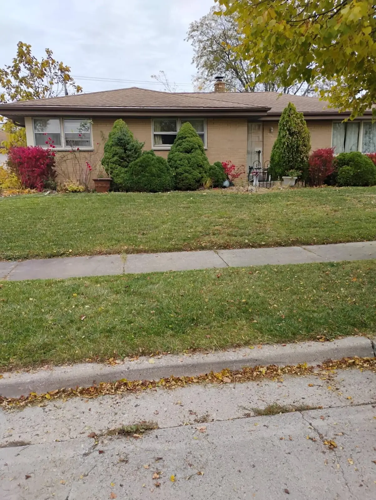 6500 N 81st St, Milwaukee, WI 53223 - Image #1