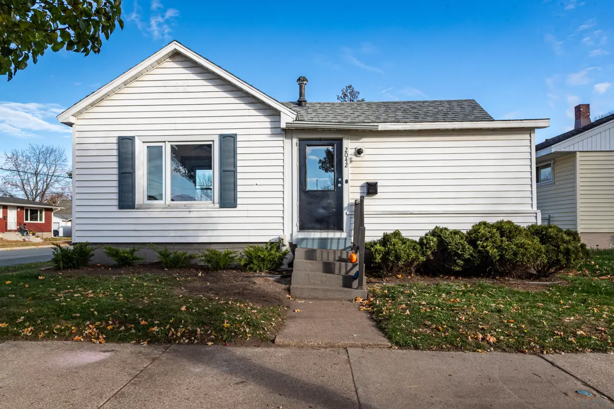 2042 Liberty St, La Crosse, WI 54603 - Image #1