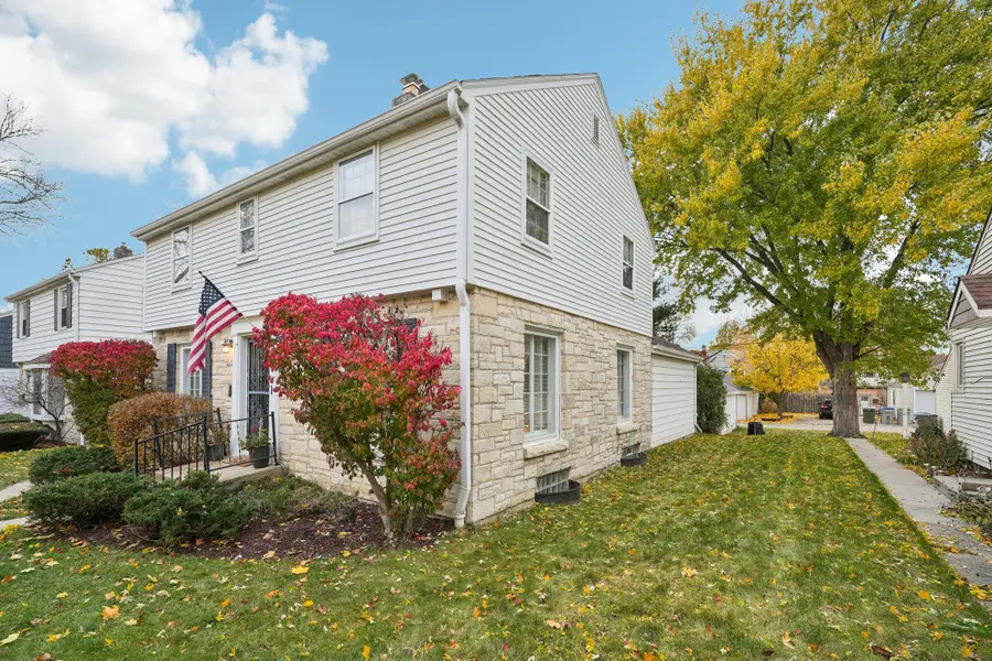 2863 N 90th St, Milwaukee, WI 53222 - Image #2