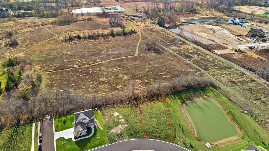 N54W19469 Broadwing Pl, Menomonee Falls, WI 53051 - Image #3