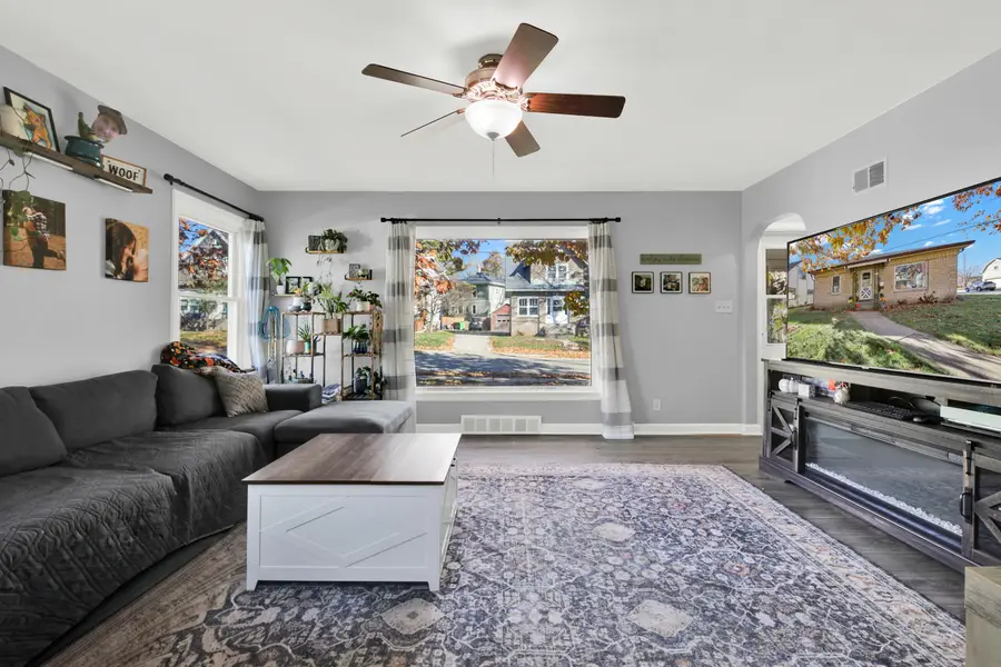 505 Branch St, Hartford, WI 53027 - Image #3