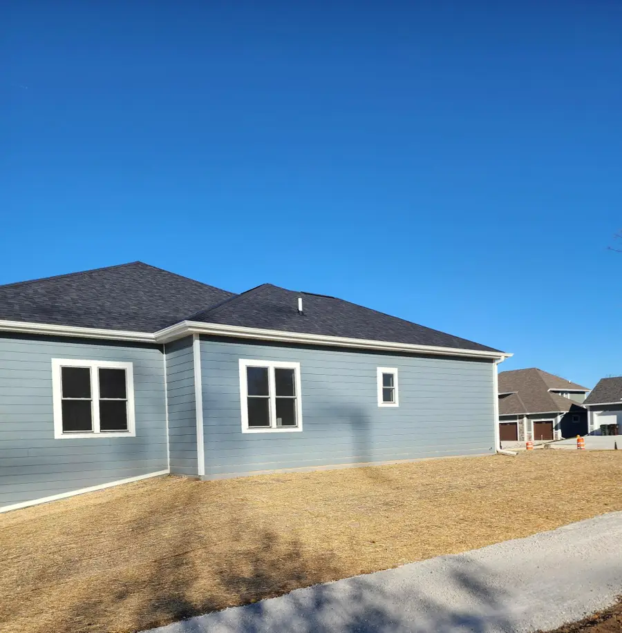 11532 W Tess Creek St, Franklin, WI 53132 - Image #3