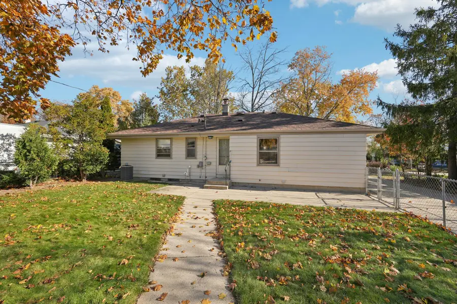 4005 S 83rd St, Greenfield, WI 53220 - Image #3