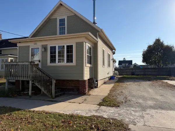 1313 21st St, Two Rivers, WI 54241