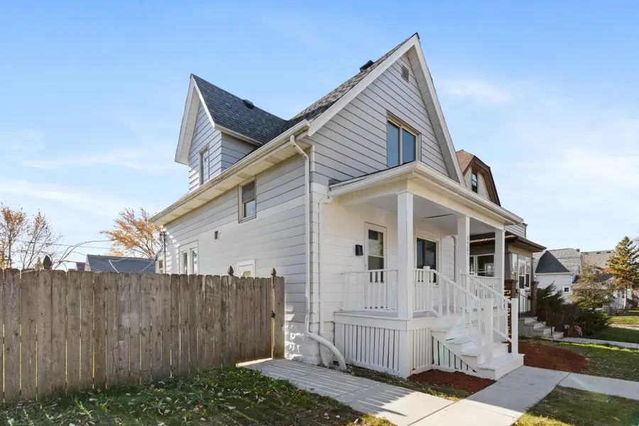 5529 W Rogers St, West Allis, WI 53219 - Image #3