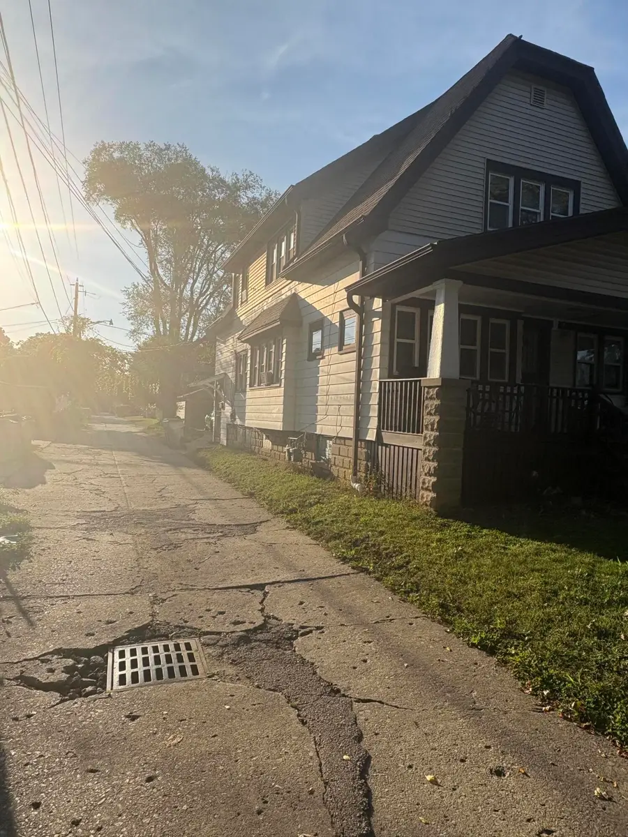 5021 N 27th St, Milwaukee, WI 53209 - Image #2
