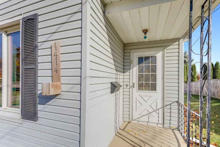 1414 Nagle Ave, Manitowoc, WI 54220 - Image #3