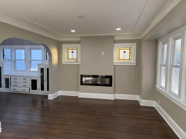 4048 N 17th St, Milwaukee, WI 53209