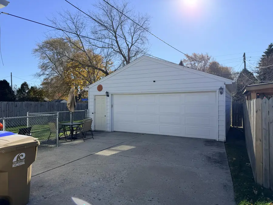 1917 28th St, Kenosha, WI 53140 - Image #3