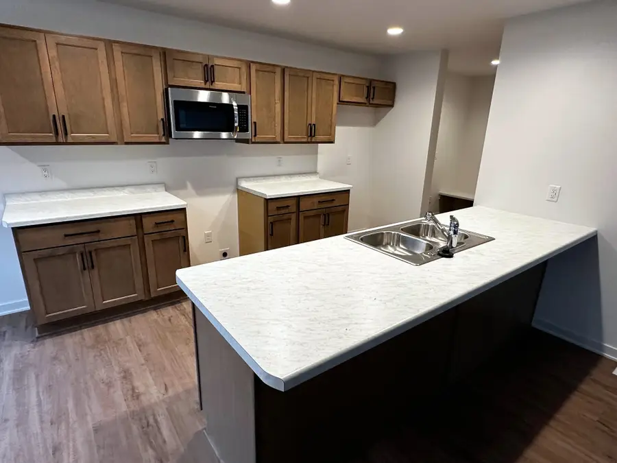 1055 Fairway Ct, Sheboygan Falls, WI 53085 - Image #2