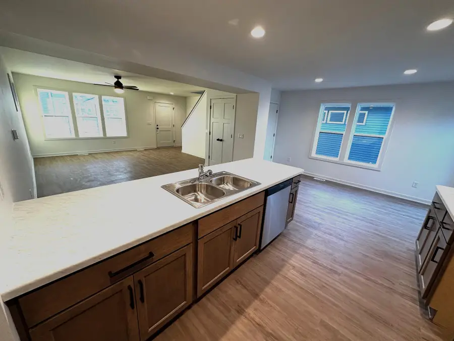 1055 Fairway Ct, Sheboygan Falls, WI 53085 - Image #3