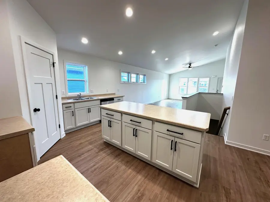 1059 Fairway Ct, Sheboygan Falls, WI 53085 - Image #3